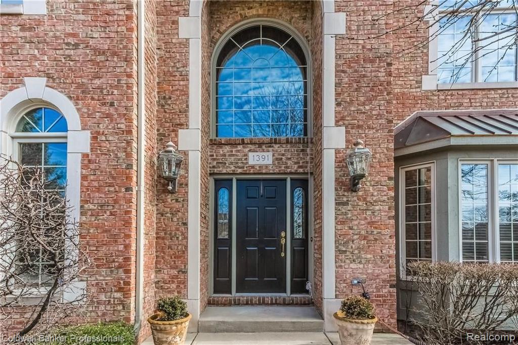 1391 Pebble Ridge Drive Rochester, MI 48307 - Photo 5 of 99