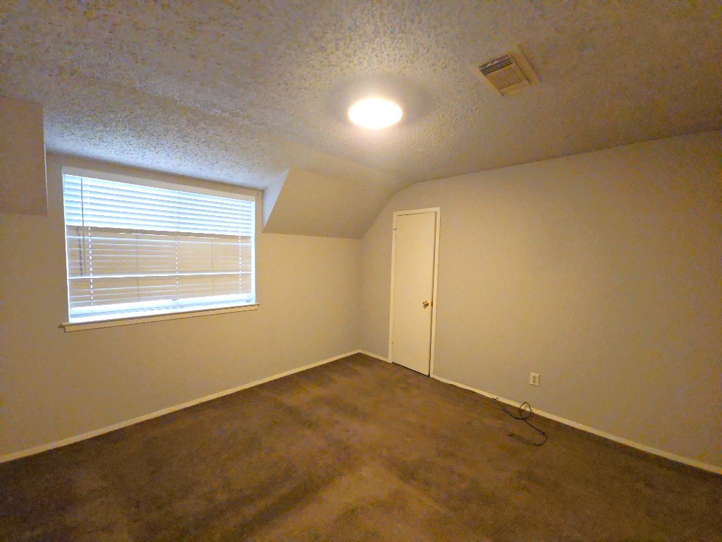 15625 Weldon Drive Houston, TX 77032 - Photo 11 of 25 an empty room with a window