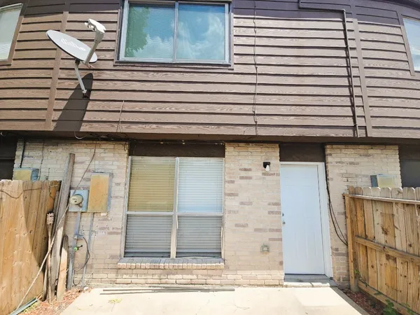 $1,495 | 15625 Weldon Drive, Houston, TX 77032