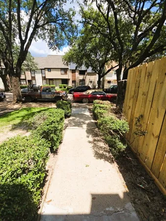 $1,350 | 15625 Weldon Drive, Houston, TX 77032