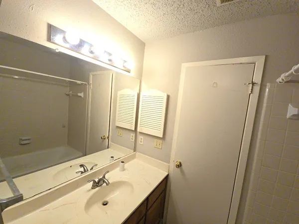 $1,495 | 15625 Weldon Drive, Houston, TX 77032