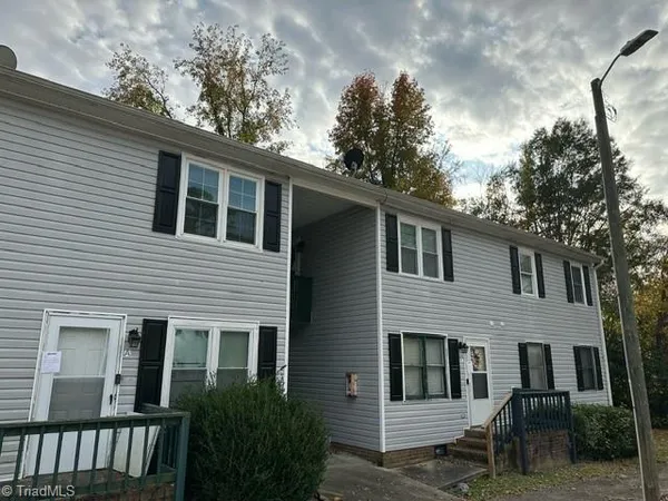 $1,025 | 1617 Mcpherson Street, Unit D, Greensboro, NC 27405