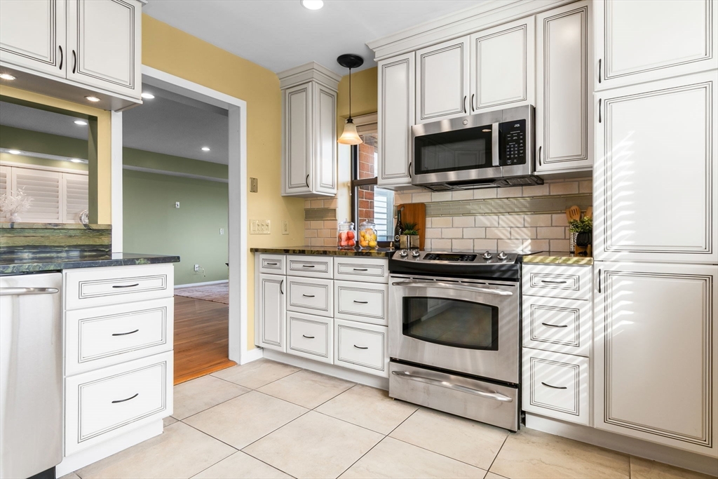 3 Seal Harbor Road, Unit 137 Winthrop, MA 02152 - Photo 8 of 29