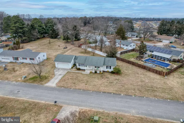 $329,900 | 142 Brookdale Road, Camden Wyoming, DE 19934