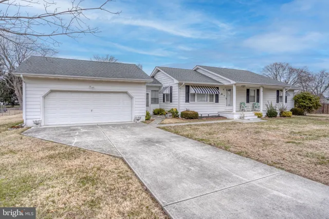 $329,900 | 142 Brookdale Road, Camden Wyoming, DE 19934