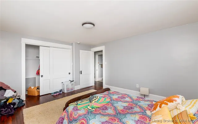 $299,900 | 1918 Charlestown Road, New Albany, IN 47150