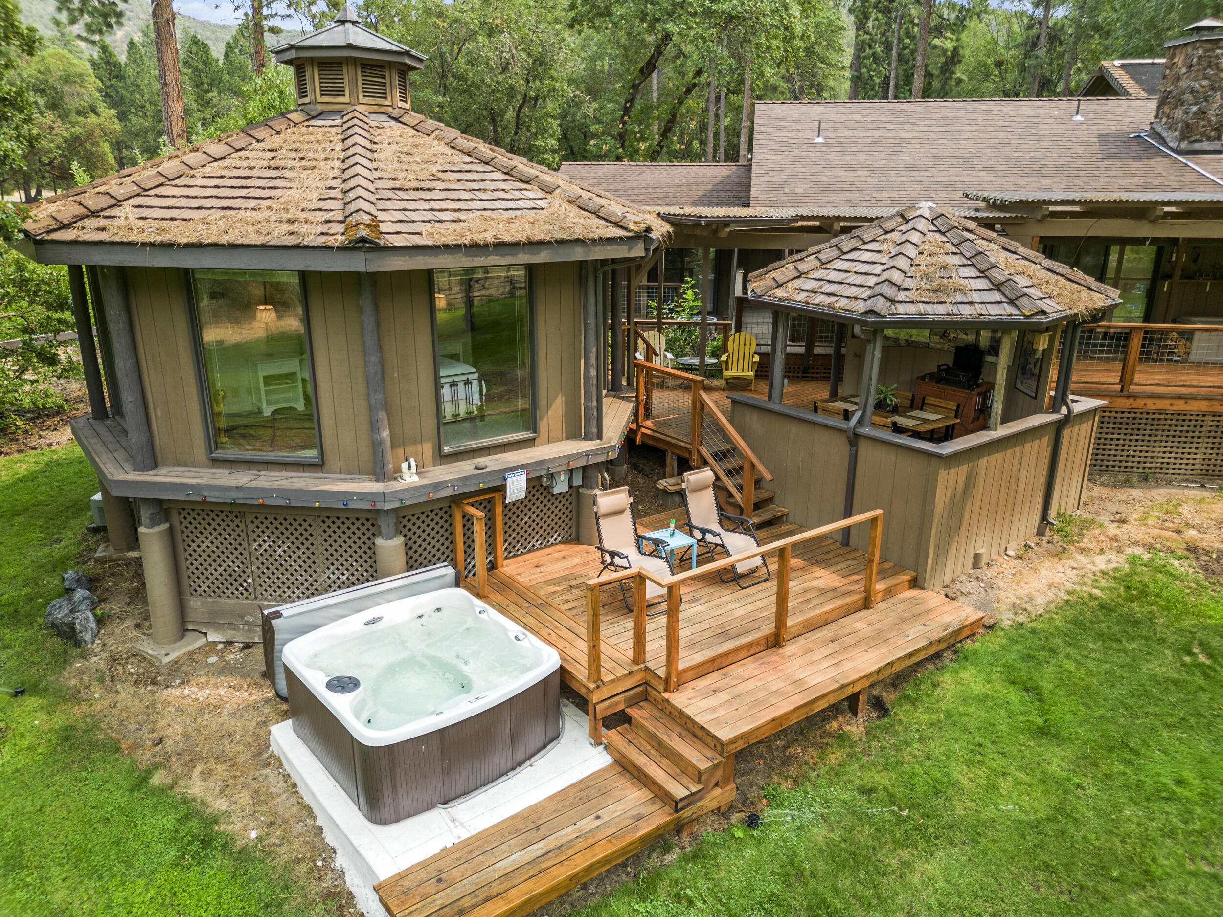 1407 Upper River Road Gold Hill, OR 97525 - Photo 31 of 58