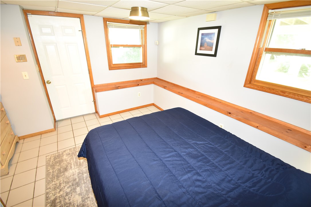 33 Glendale Road Narragansett, RI 02882 - Photo 40 of 45