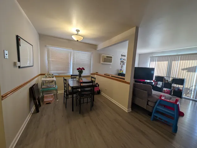 $1,250 | 7840 Normandy Avenue, Unit 1N, Burbank, IL 60459