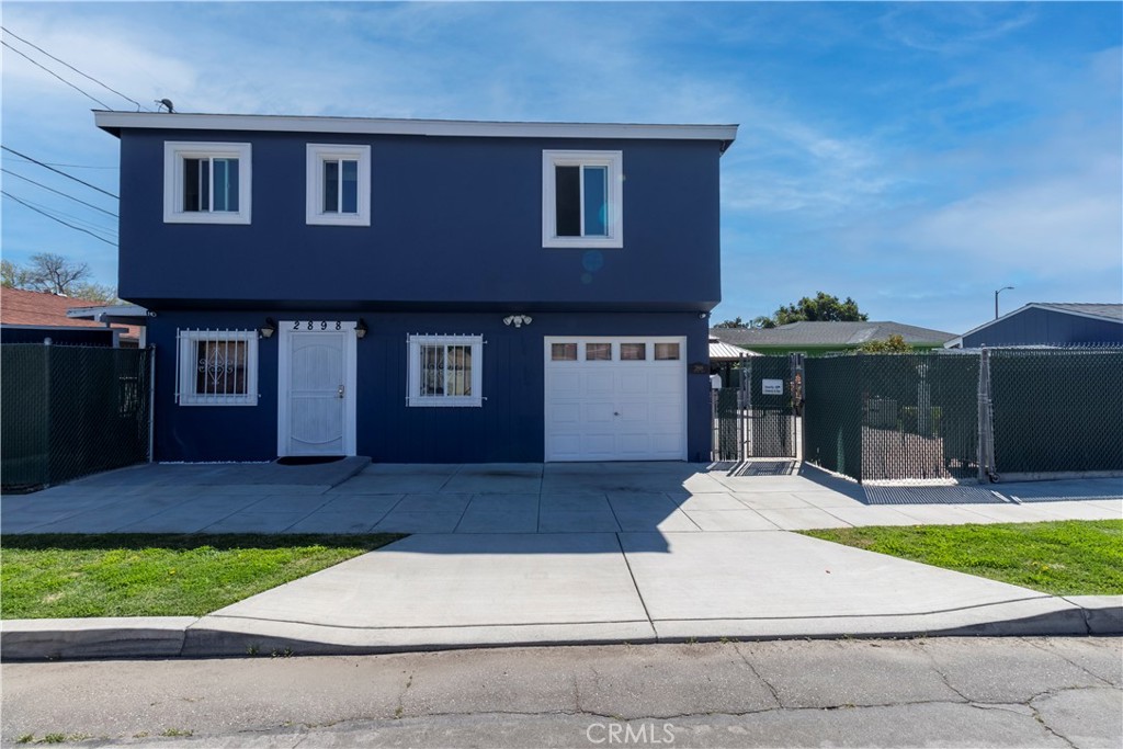 2898 Delta Avenue Long Beach, CA 90810 - Photo 2 of 63