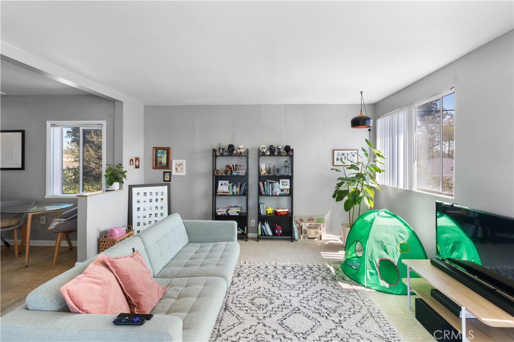 2898 Delta Avenue Long Beach, CA 90810 - Photo 21 of 63