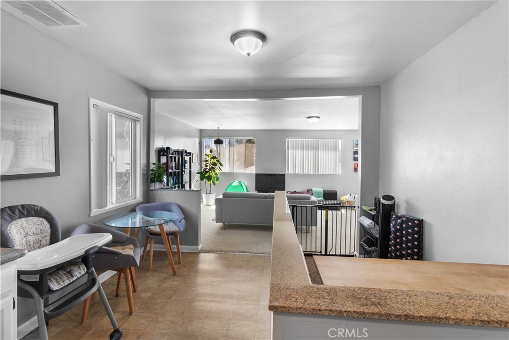 2898 Delta Avenue Long Beach, CA 90810 - Photo 29 of 63