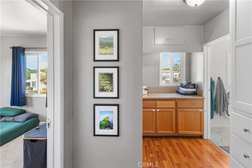 2898 Delta Avenue Long Beach, CA 90810 - Photo 38 of 63