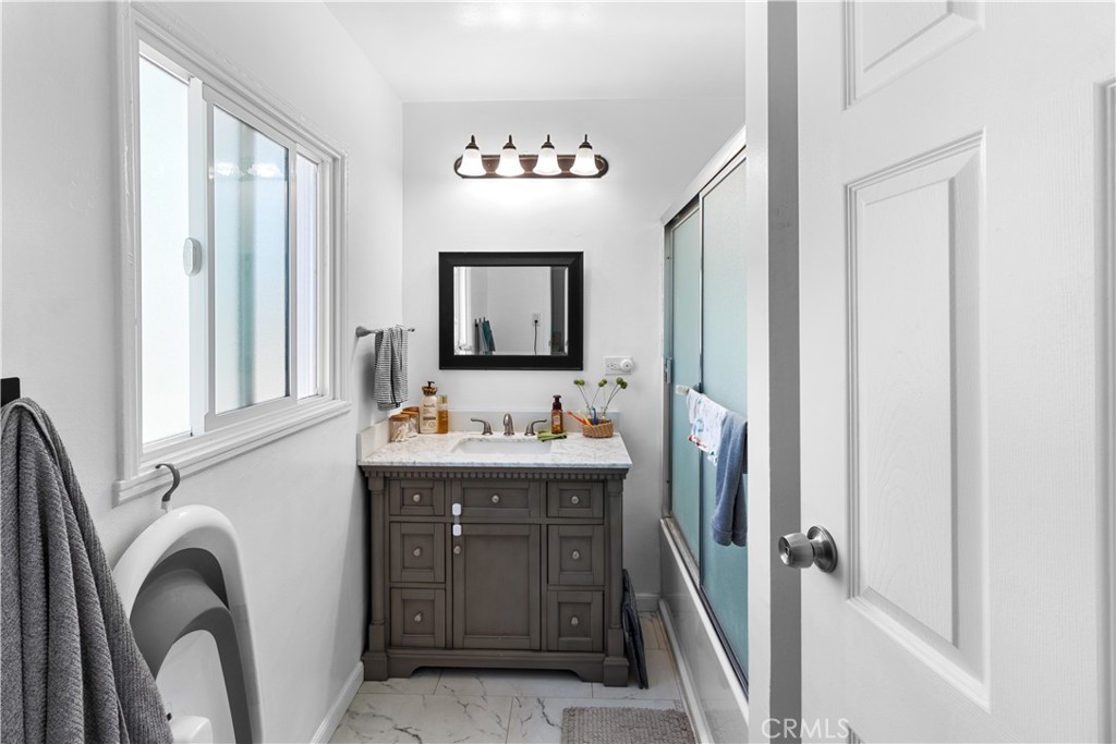 2898 Delta Avenue Long Beach, CA 90810 - Photo 39 of 63