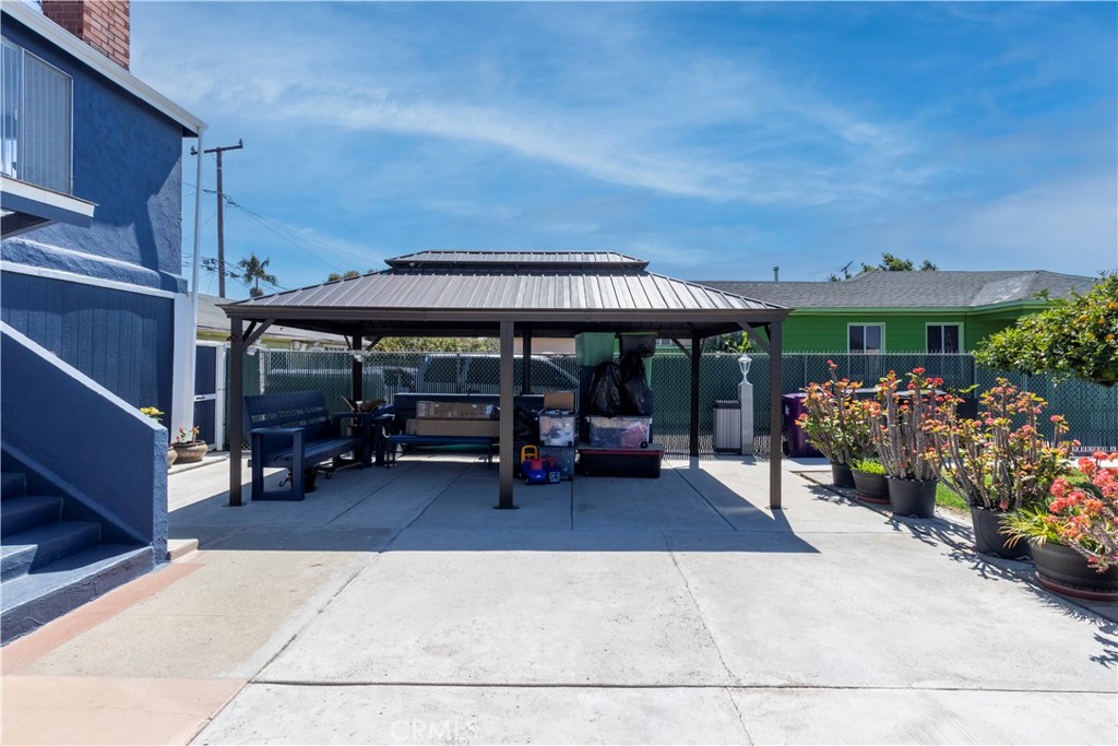2898 Delta Avenue Long Beach, CA 90810 - Photo 50 of 63