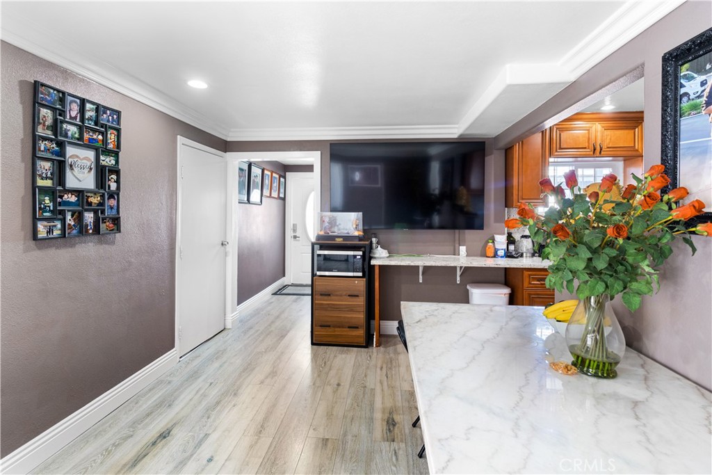 2898 Delta Avenue Long Beach, CA 90810 - Photo 5 of 63