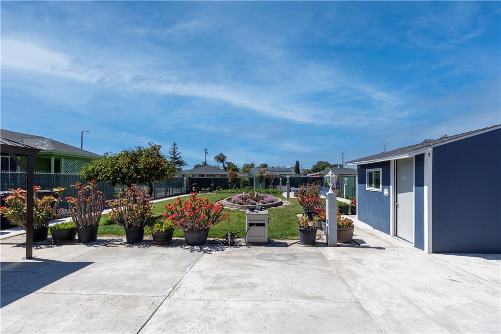 2898 Delta Avenue Long Beach, CA 90810 - Photo 52 of 63