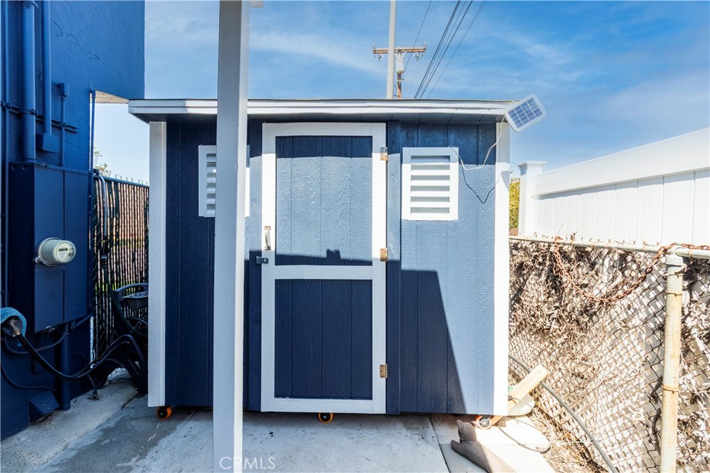 2898 Delta Avenue Long Beach, CA 90810 - Photo 55 of 63