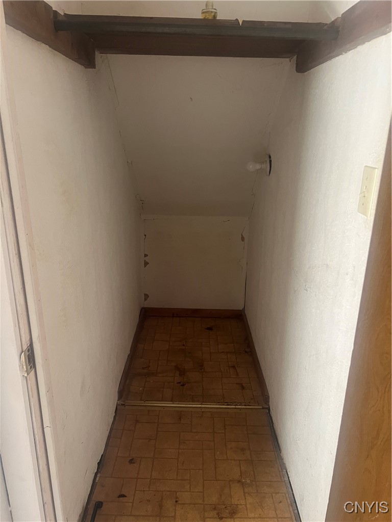 510 Fitch Street Oneida, NY 13421 - Photo 11 of 38