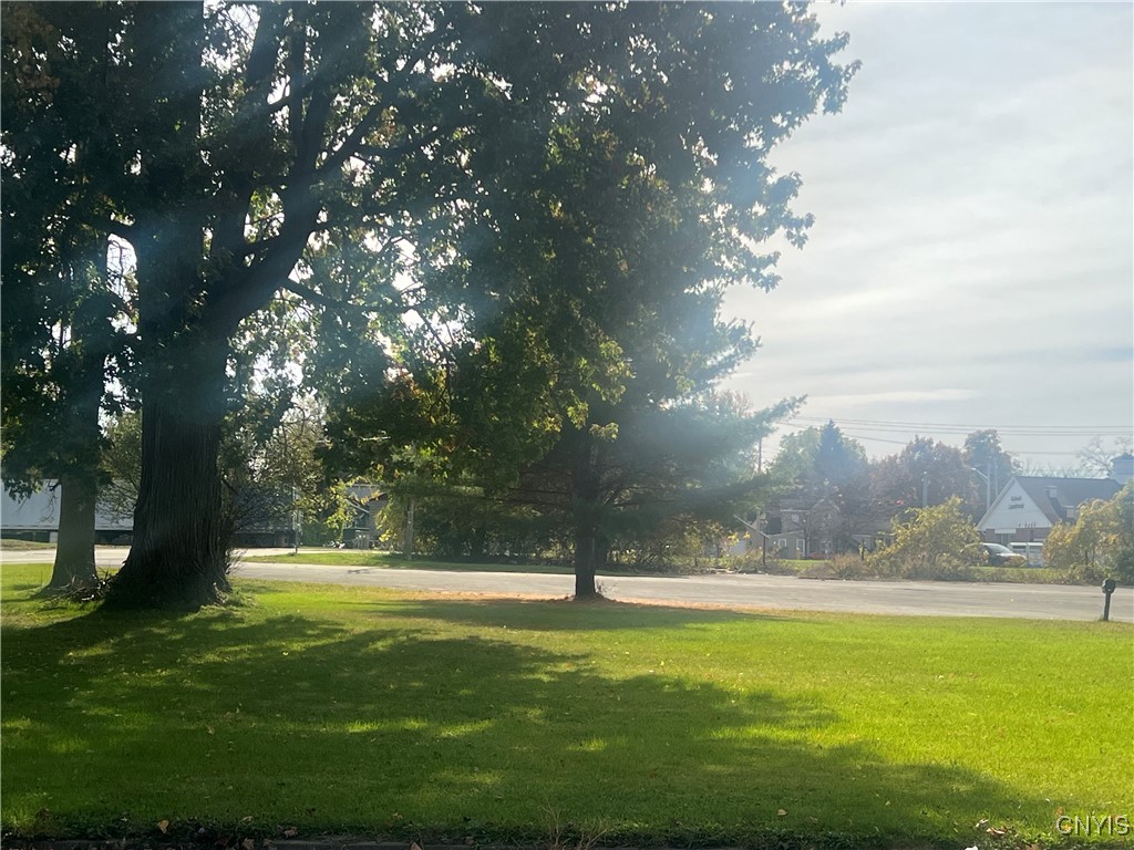 510 Fitch Street Oneida, NY 13421 - Photo 2 of 38