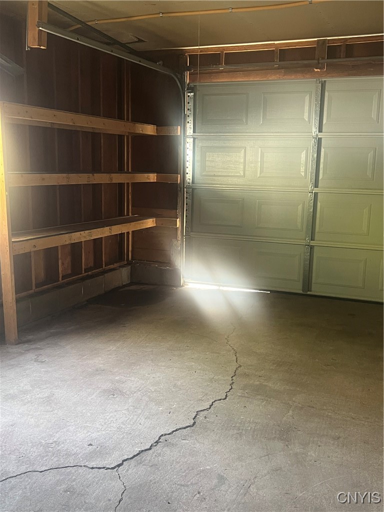 510 Fitch Street Oneida, NY 13421 - Photo 24 of 38 Garage