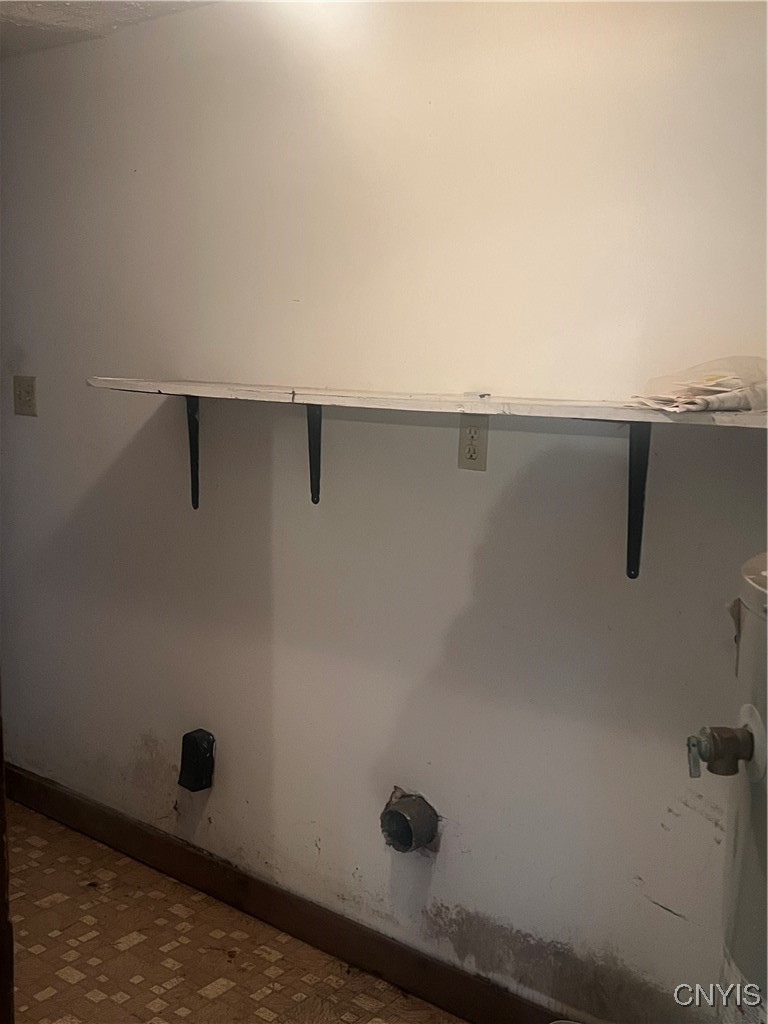 510 Fitch Street Oneida, NY 13421 - Photo 26 of 38 Laundry