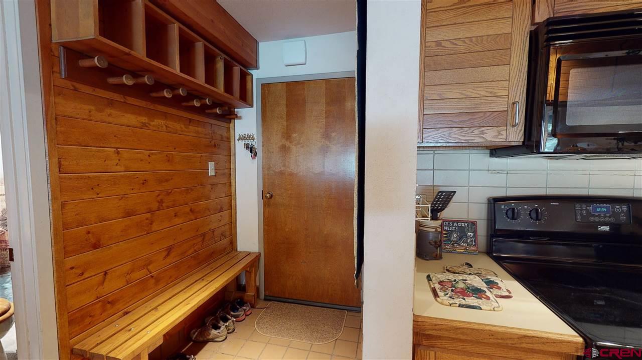 11 Hunter Hill Road, Unit 101 Crested Butte, CO 81225 - Photo 12 of 14 Gallery Image 12