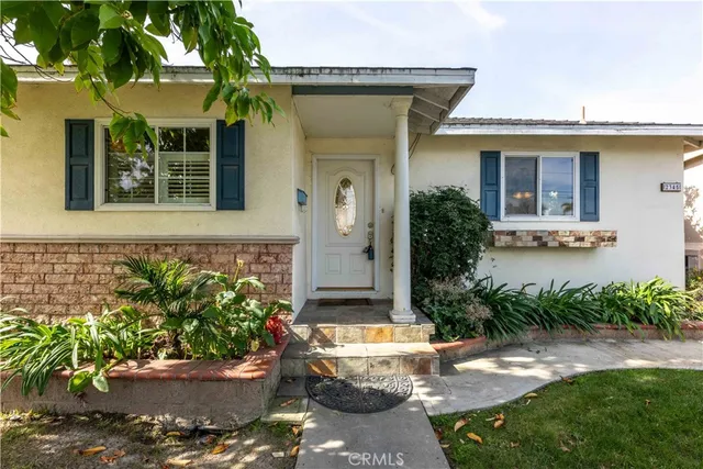 $1,133,000 | 2345 Palo Verde Avenue, Long Beach, CA 90815