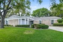 $2,735 | 15525 Earlport Circle, Dallas, TX 75248