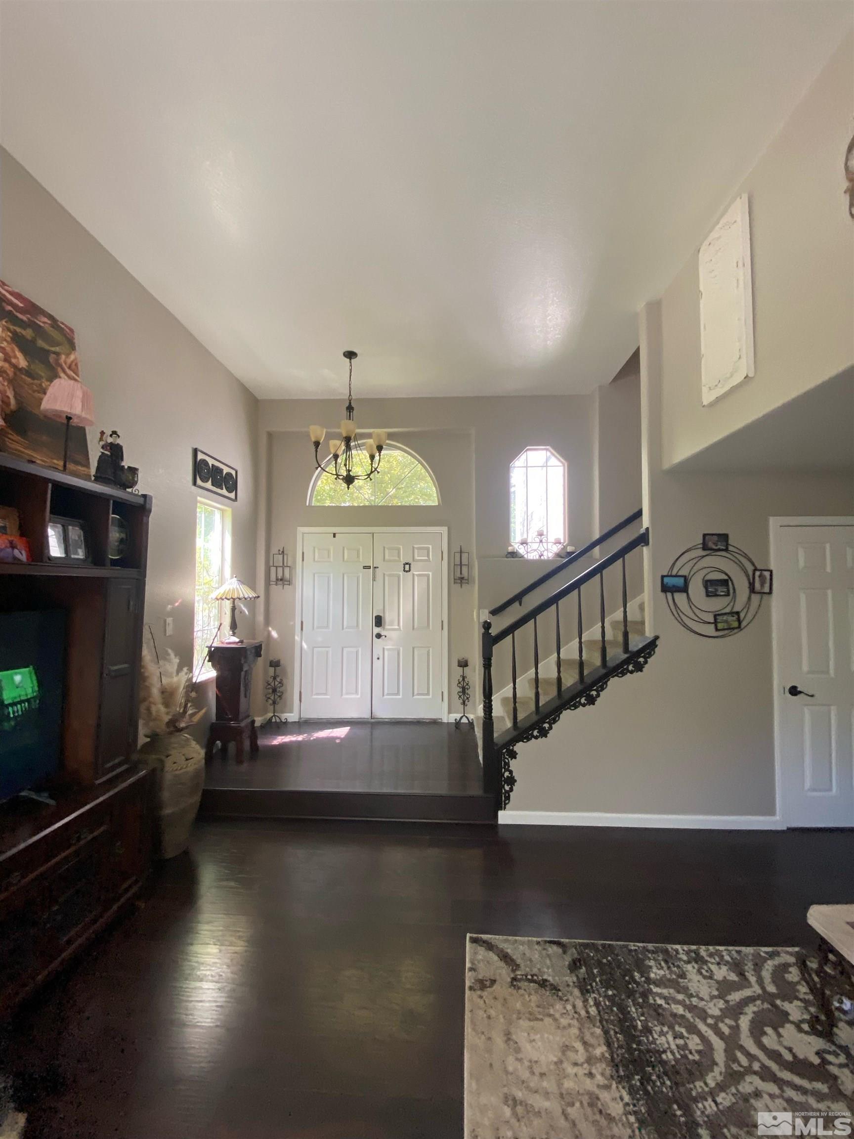 860 Swaledale Drive Reno, NV 89511 - Photo 12 of 19 a view of hall way with furniture