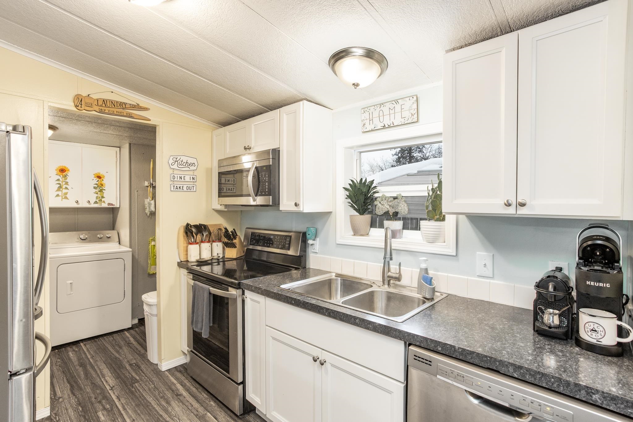 1914 West Pinto Road Colbert, WA 99005 - Photo 9 of 41 Gallery Image 9