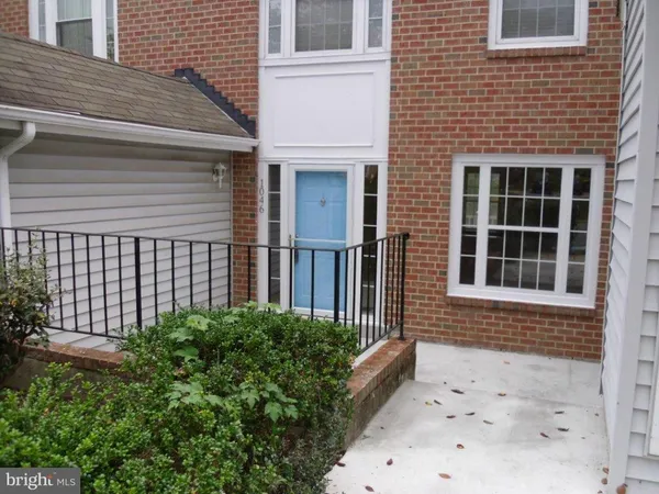 $2,800 | 1046 Spring Valley Court, Unit 1046, Fort Washington, MD 20744