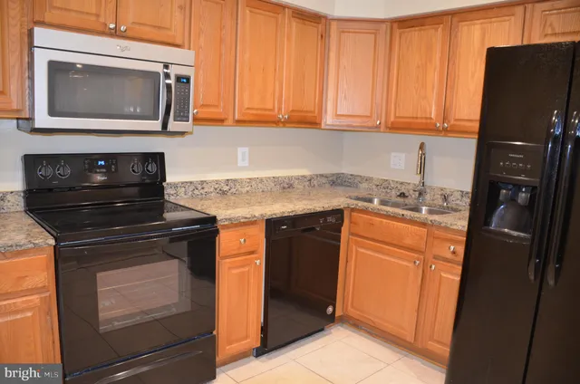 $2,800 | 1046 Spring Valley Court, Unit 1046, Fort Washington, MD 20744