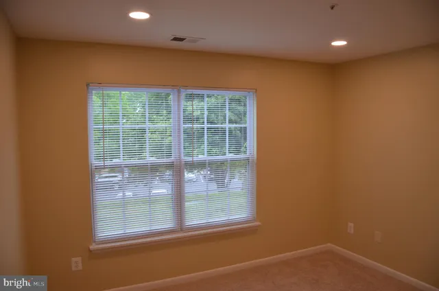 $2,800 | 1046 Spring Valley Court, Unit 1046, Fort Washington, MD 20744