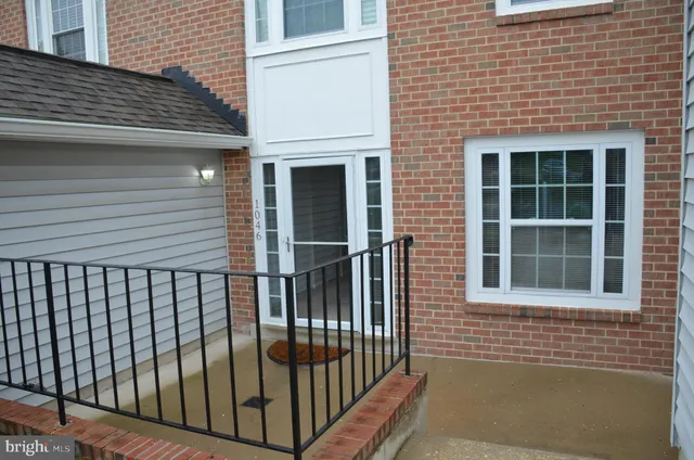 $2,800 | 1046 Spring Valley Court, Unit 1046, Fort Washington, MD 20744