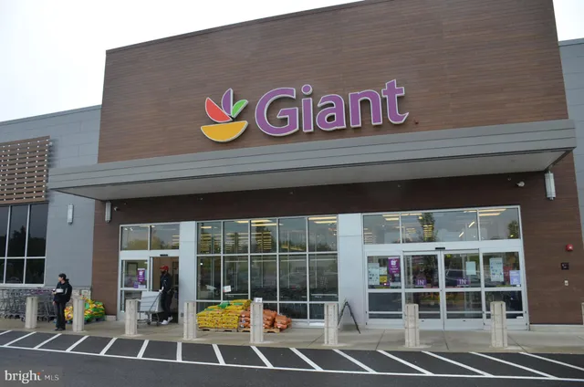 $2,800 | 1046 Spring Valley Court, Unit 1046, Fort Washington, MD 20744