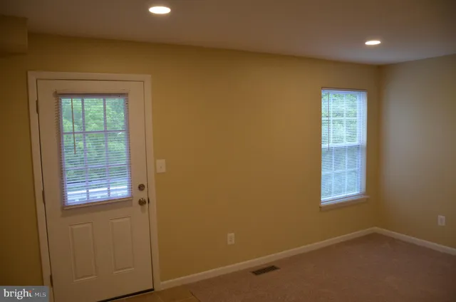 $2,800 | 1046 Spring Valley Court, Unit 1046, Fort Washington, MD 20744