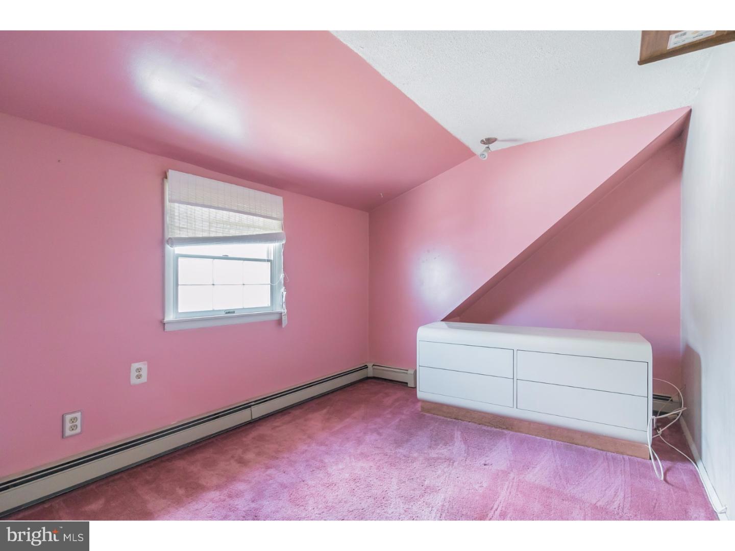 422 Manor Road Hatboro, PA 19040 - Photo 22 of 25 Bedroom 4