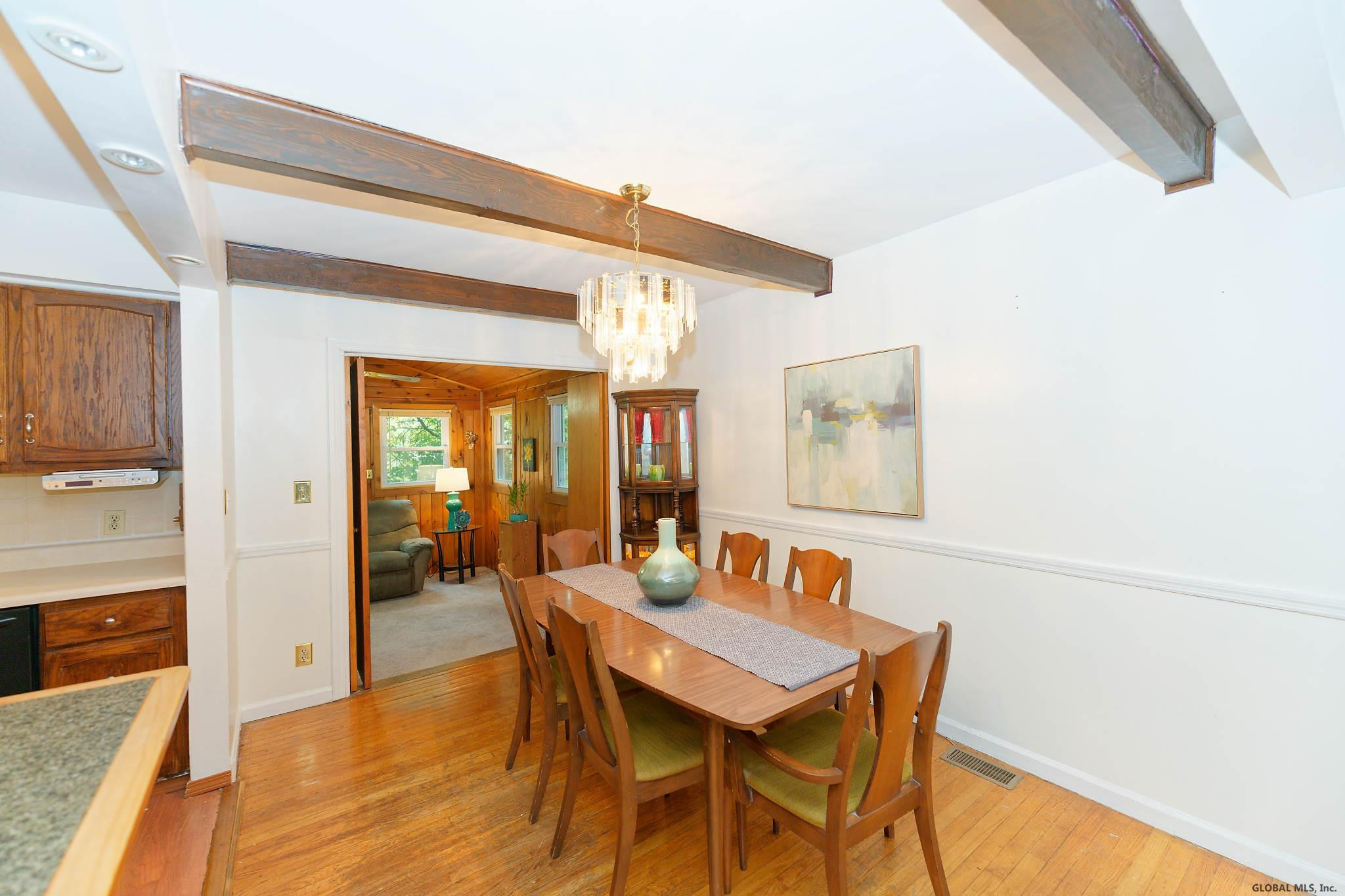 926 Randall Road Niskayuna, NY 12309 - Photo 7 of 13 Photo 7