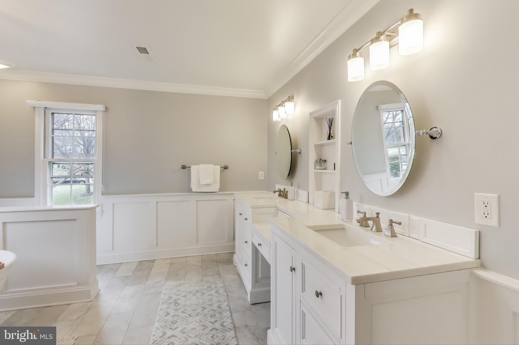8967 Scott Street Springfield, VA 22153 - Photo 22 of 53 Primary En Suite