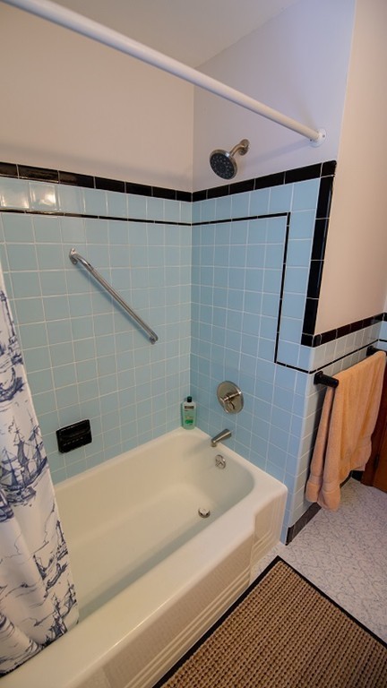 9 Standish Road Stoneham, MA 02180 - Photo 12 of 17 Gallery Image 12