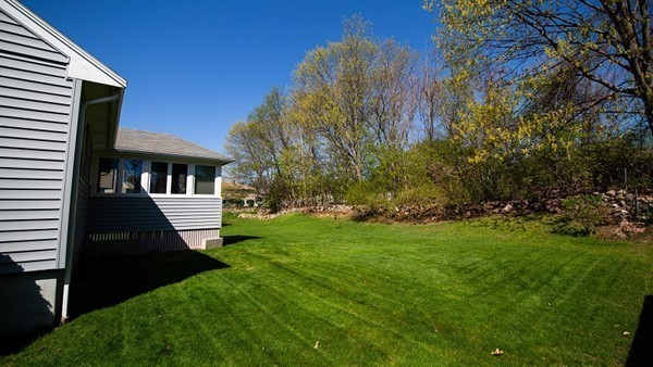 9 Standish Road Stoneham, MA 02180 - Photo 16 of 17 Gallery Image 16