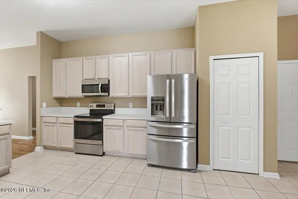 $2,700 | 708 Sharon Court, St. Johns, FL 32259