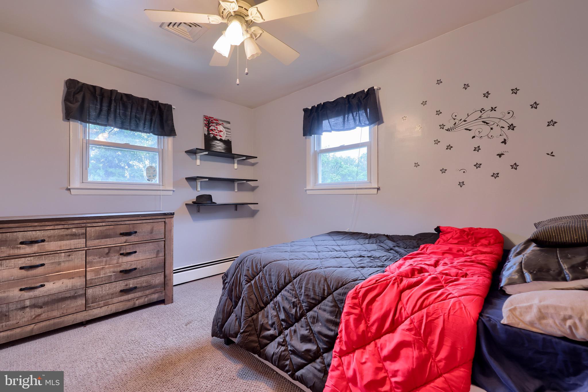 110 Aspen Avenue Reading, PA 19608 - Photo 25 of 41 Bedroom 2