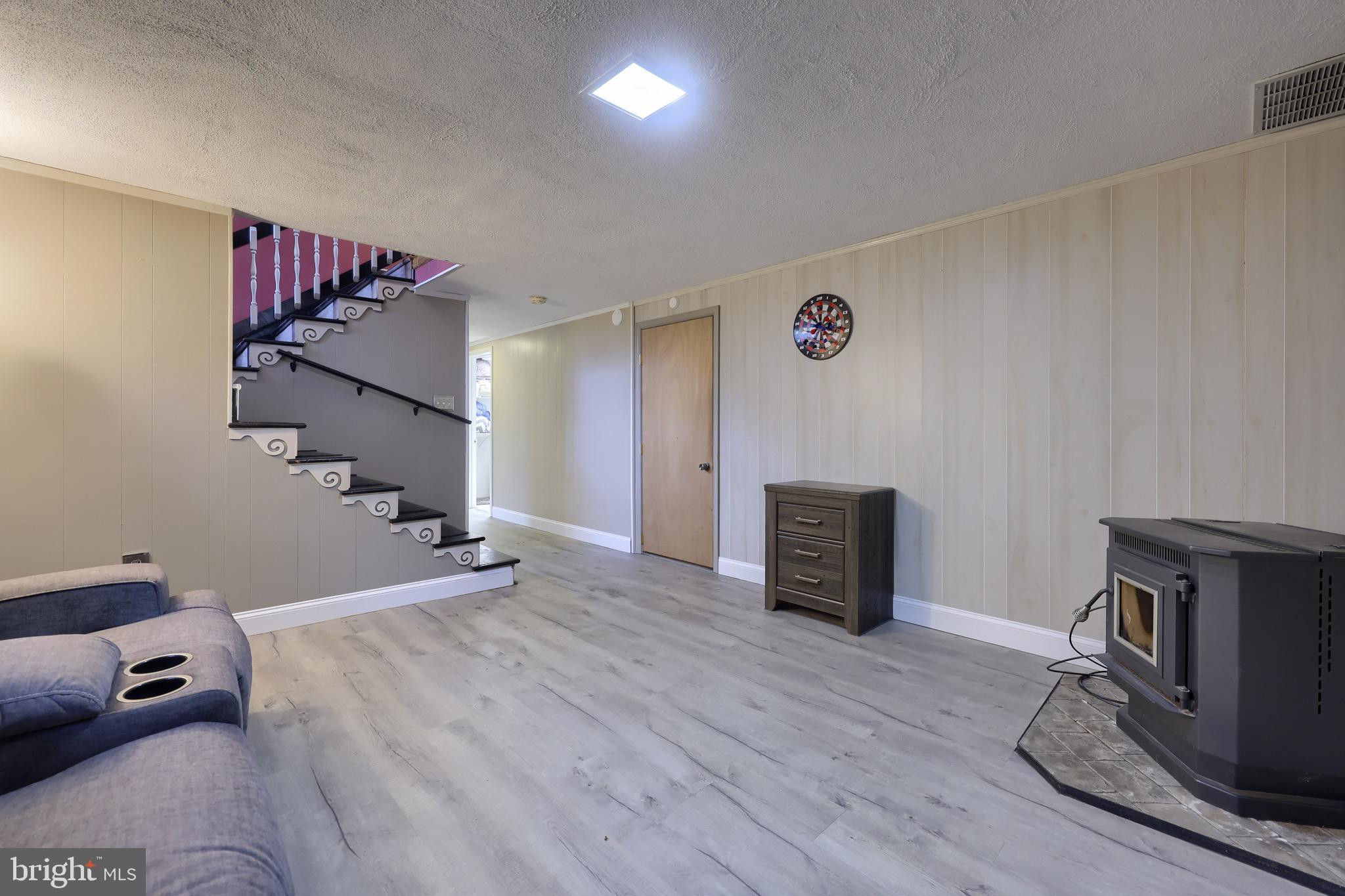 110 Aspen Avenue Reading, PA 19608 - Photo 33 of 41