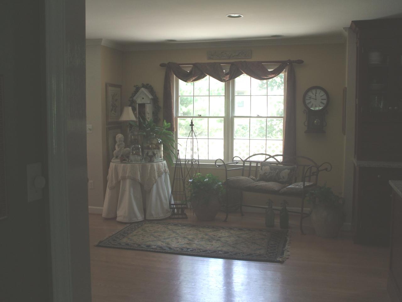 1540 Eton Road Southwest Roanoke, VA 24018 - Photo 12 of 14 HALLWAY