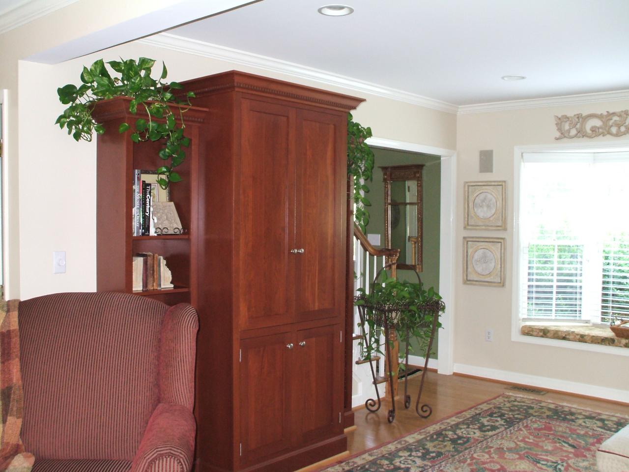 1540 Eton Road Southwest Roanoke, VA 24018 - Photo 6 of 14 LIVING ROOM