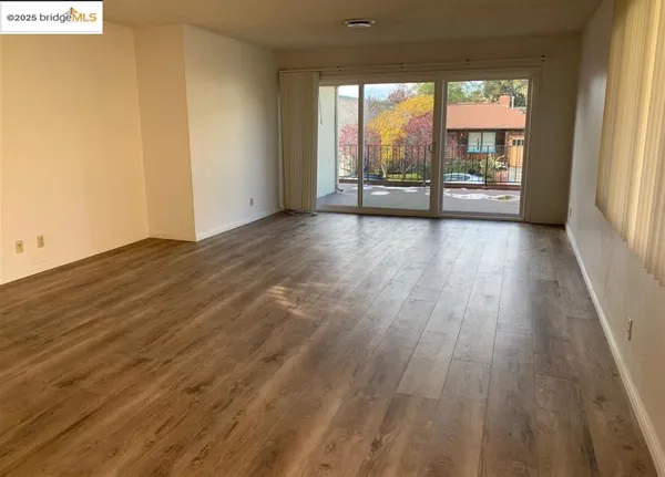 $3,650 | 708 Solano Avenue, Unit D, Albany, CA 94706