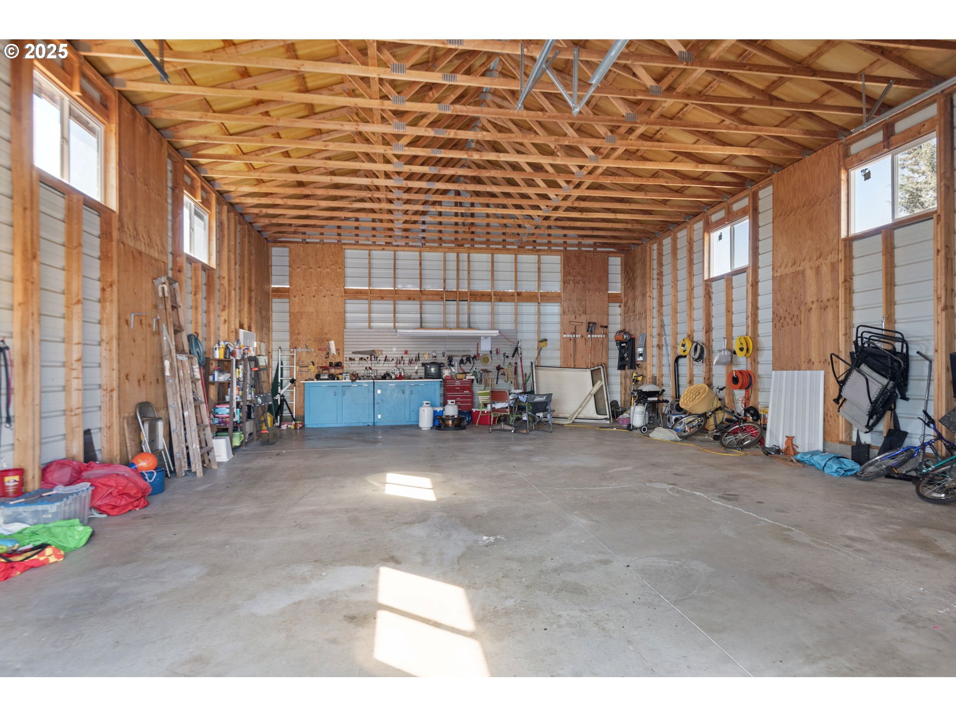 5191 Southwest Wildcat Lane Culver, OR 97734 - Photo 3 of 21