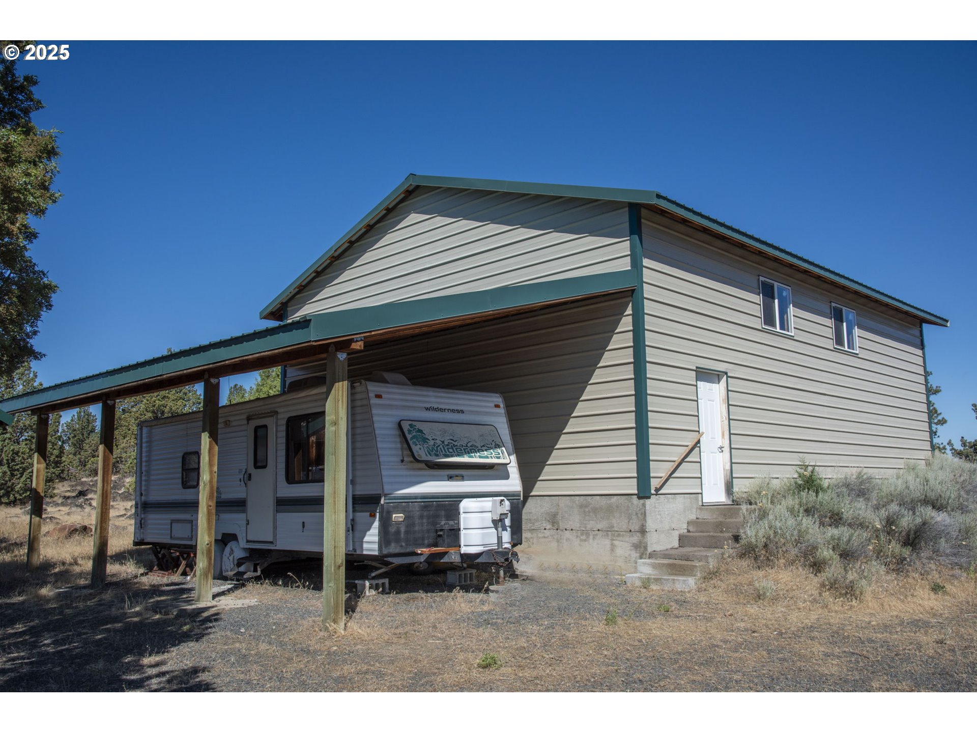 5191 Southwest Wildcat Lane Culver, OR 97734 - Photo 4 of 21